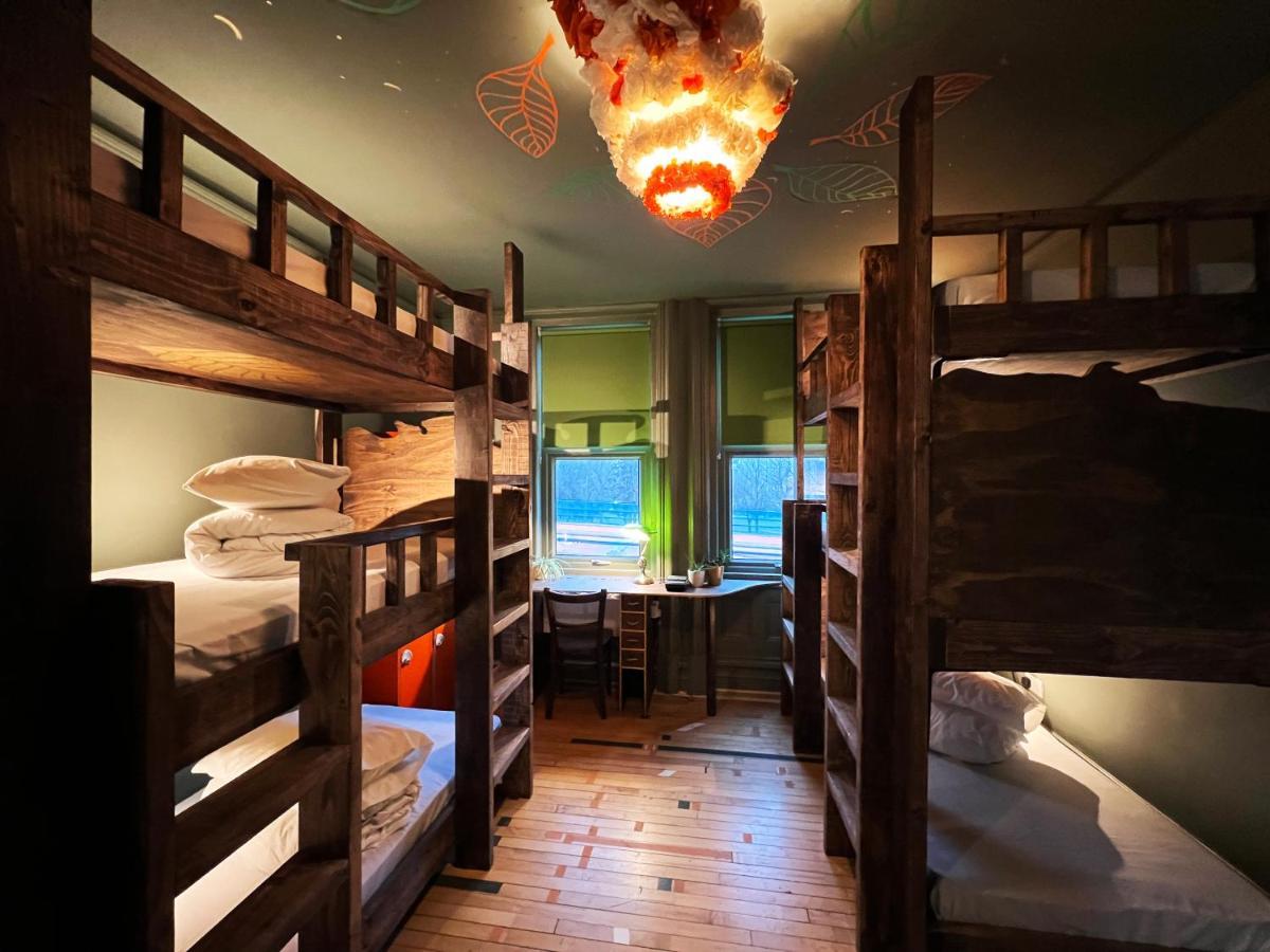 Art Hostel Лийдс Екстериор снимка