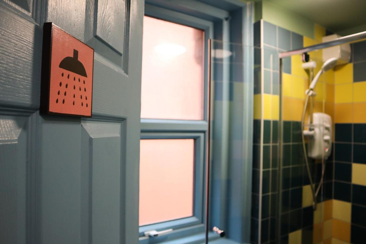Art Hostel Лийдс Екстериор снимка